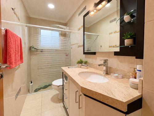 Apartamento Bairro Vinhedos Dois dormitórios semimobiliado 
