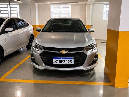 Apartamento Bairro Vinhedos Dois dormitórios semimobiliado 